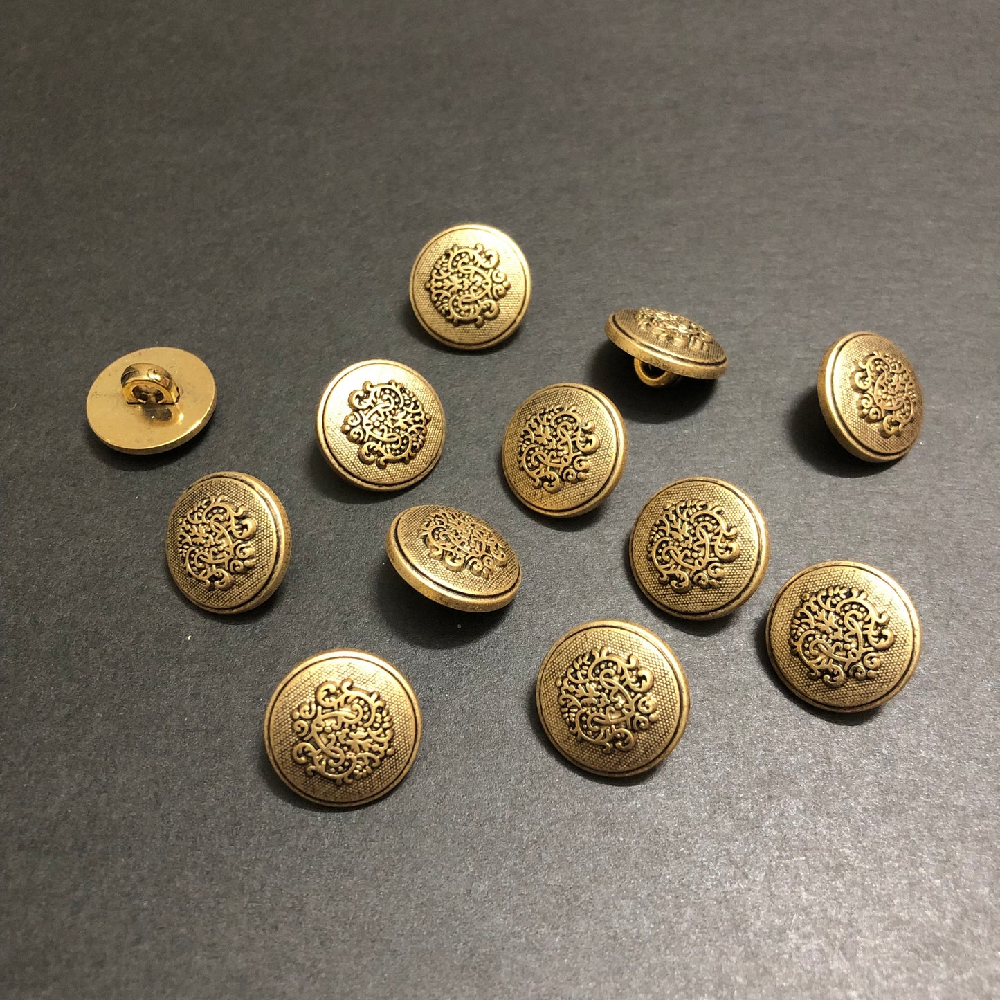 Mini Luna Antique Luxe Antique Buttons