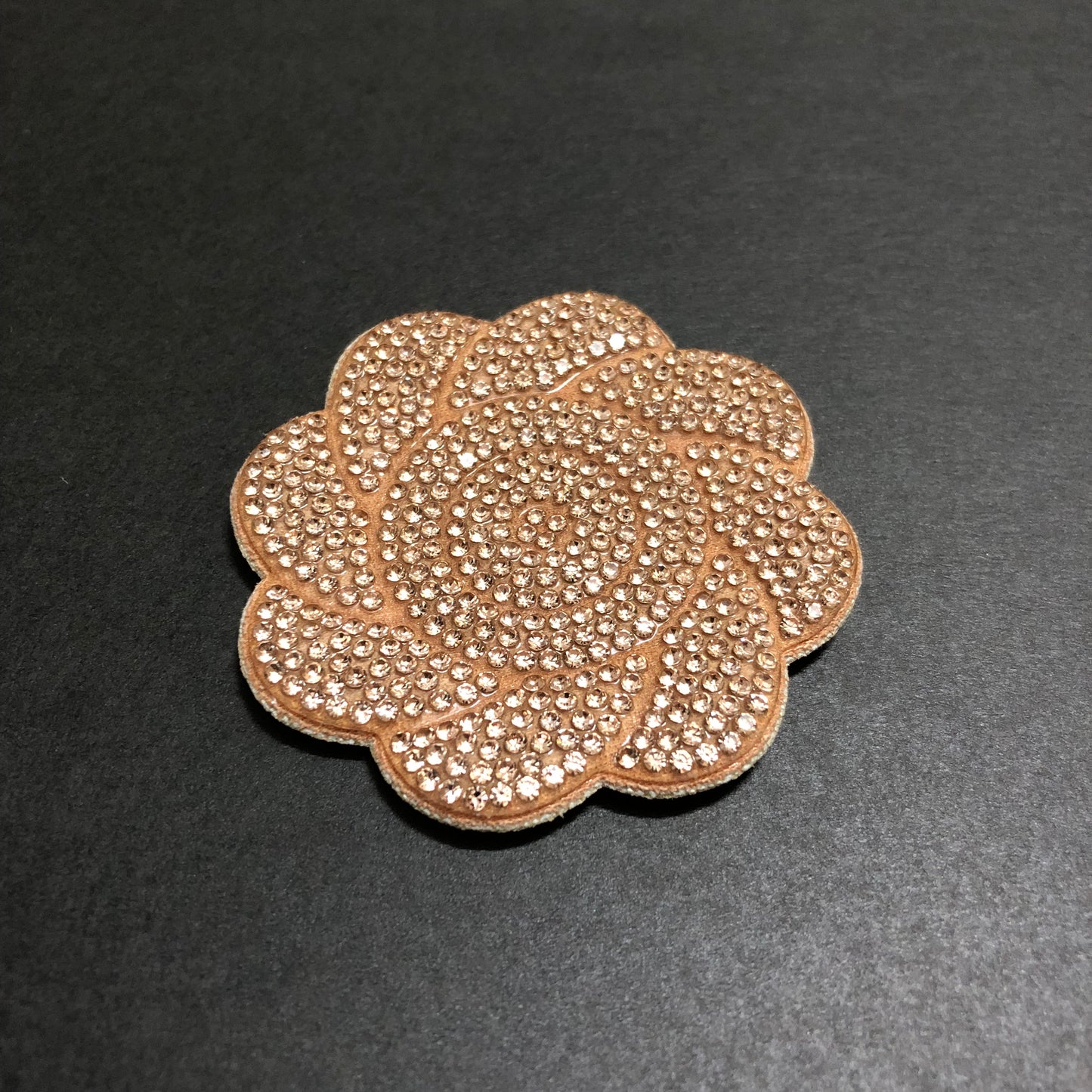 Gleaming Rose Gold Stones Rose Cluster 3D Shaped Rose Gold Bunch