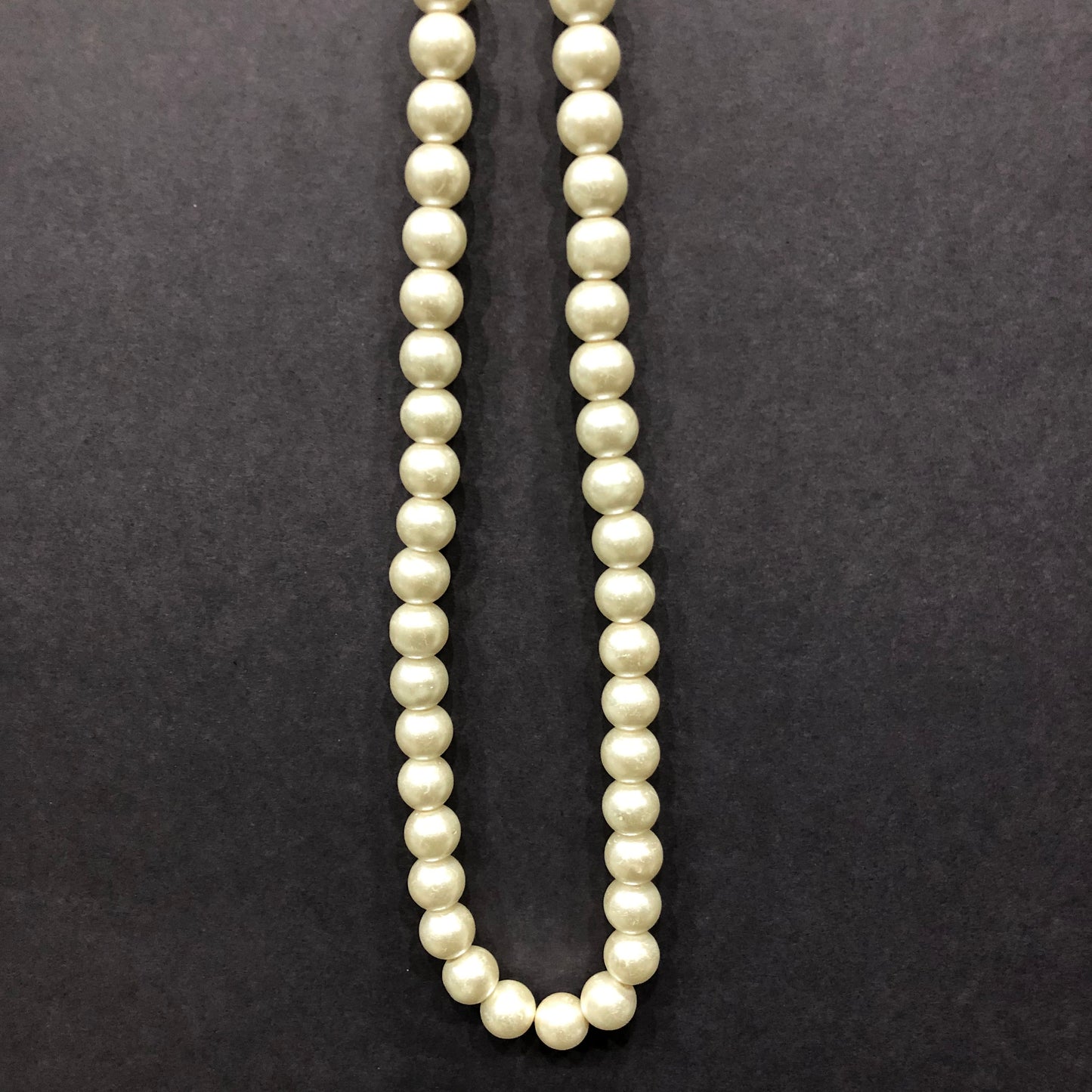 Off-white Pearly String (10mm)
