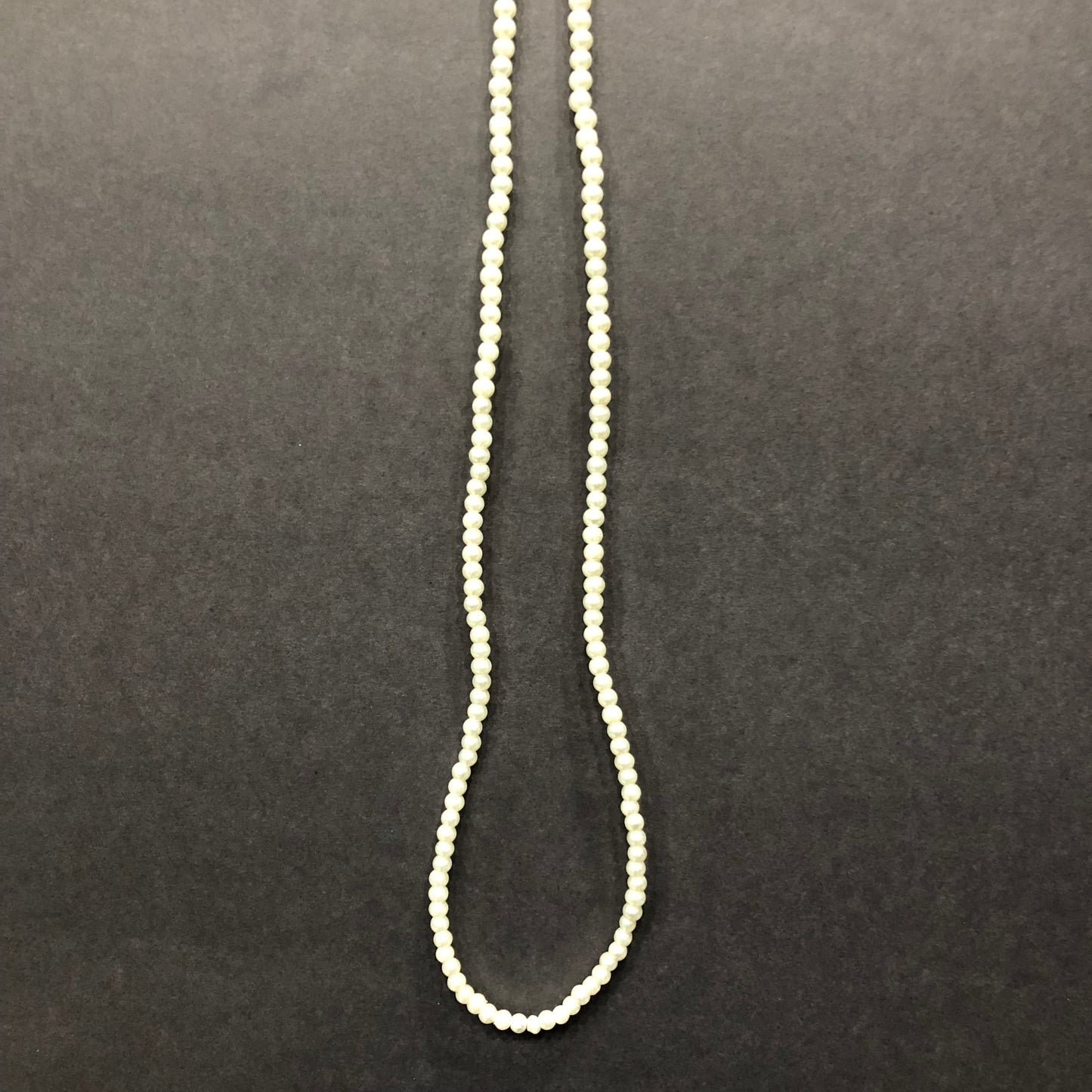Off-white Pearly String (4mm)