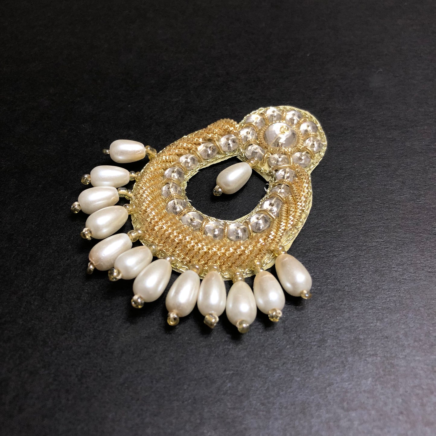 Bale Off-white Pearls Golden Motif