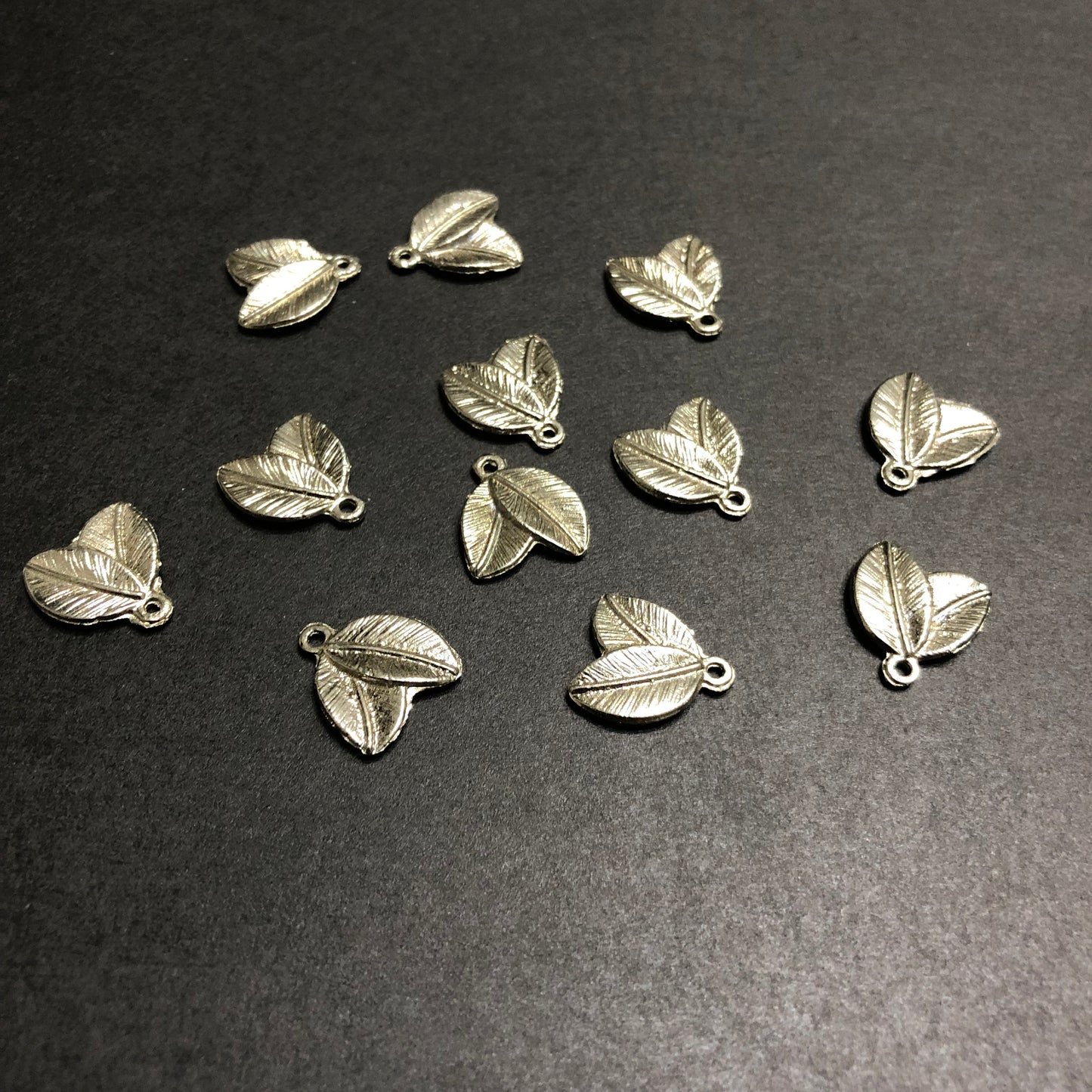 Twinkle Silver Leaves