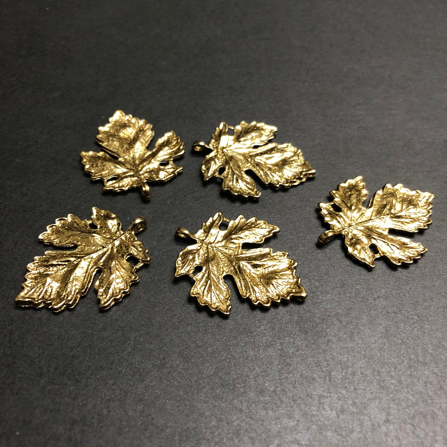 Maple Antique Leaves