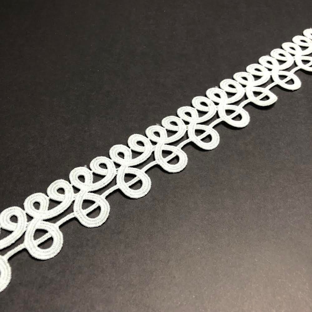 Arctic Dream Milky Off-white Lace