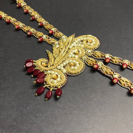 Regal Maroontone Motif Backstripe