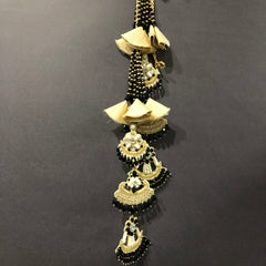 Hefty Motif Tassels Backdori