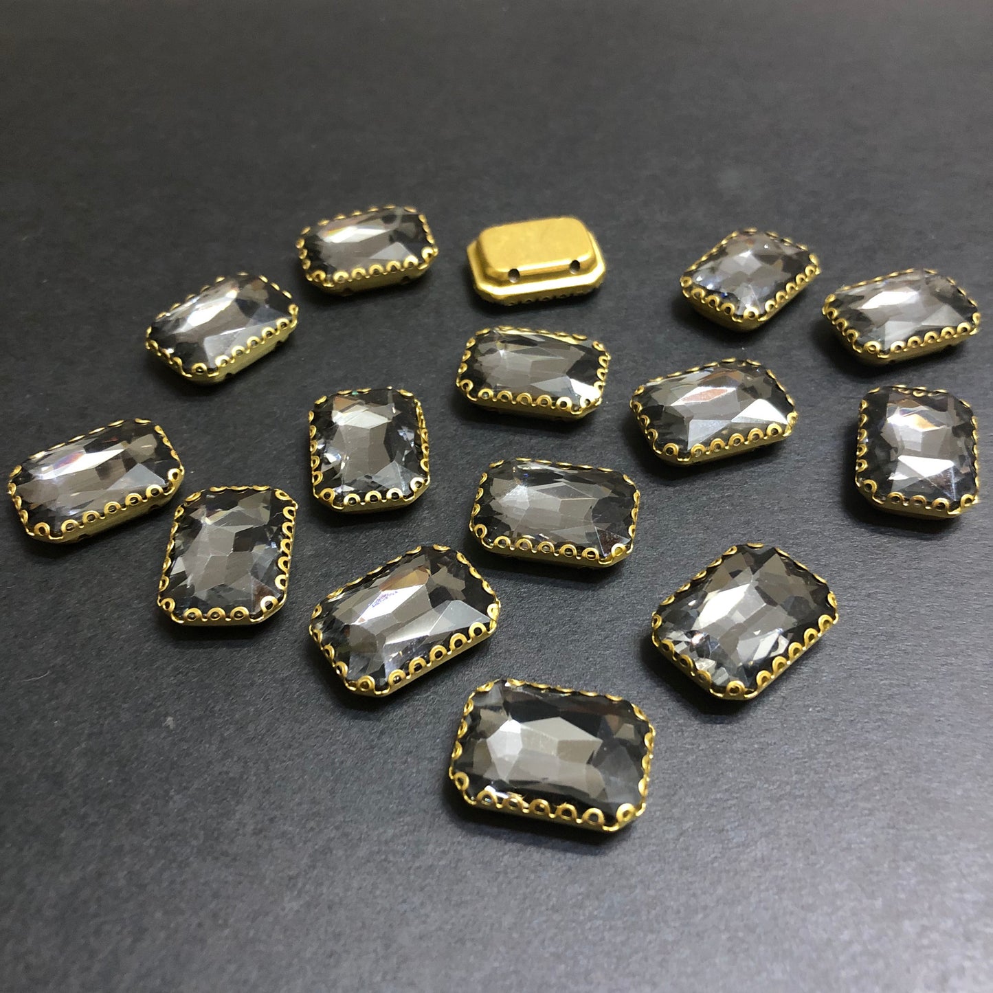 Clipy Golden Grey Rectangle Stones