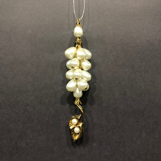 Pearly Snail Leaves Tassel