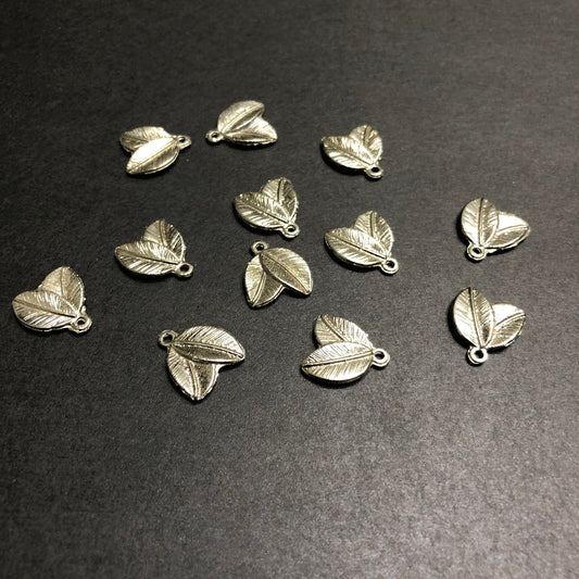 Twinkle Silver Leaves