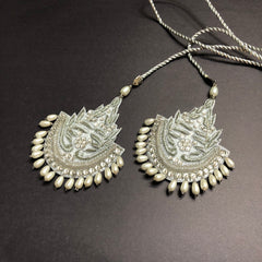 Alluring Pearl Motif Backdori