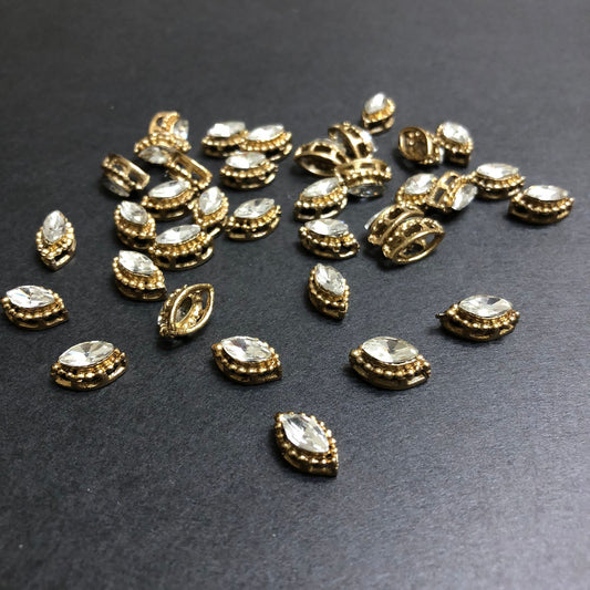 Lucent Silver Stone Antique Buttons